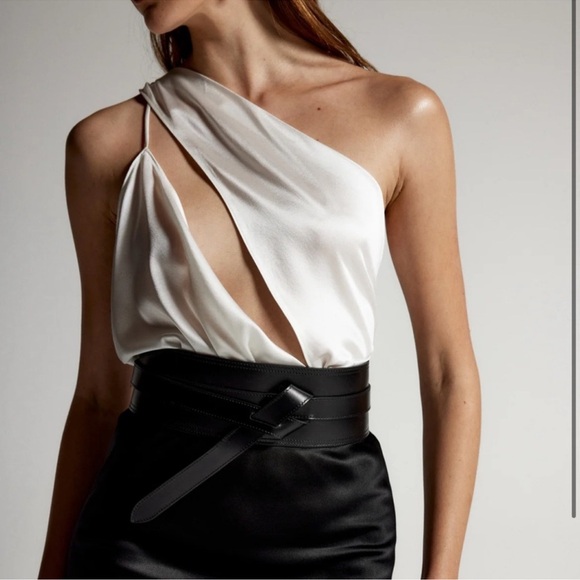 CLYQUE THE LABEL White One Shoulder Tara Satan Bodysuit Size XXL New - Picture 1 of 7